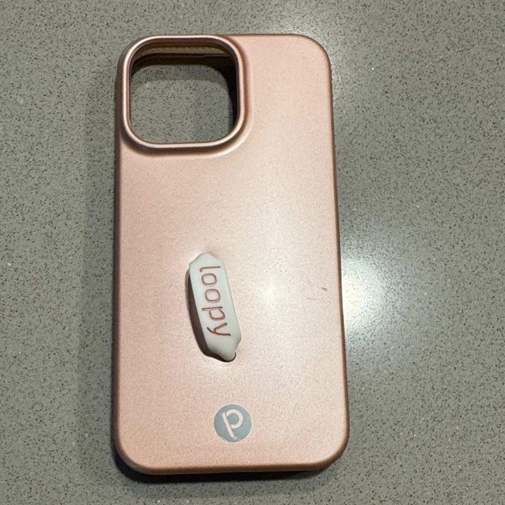 Loopy Case iPhone 14 Pro Max Metallic Pink Phone Case Righty